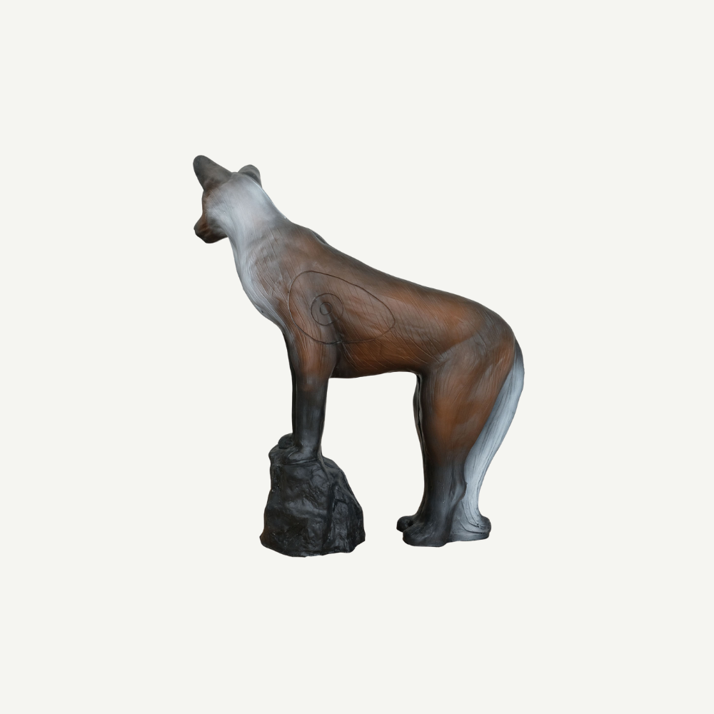 100217 Leitold Wolf auf Stein